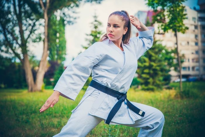 <center>LEARN STRIKING AND SELF-DEFENSE AND OVERCOME ANY OBSTACLE IN LIFE<center>